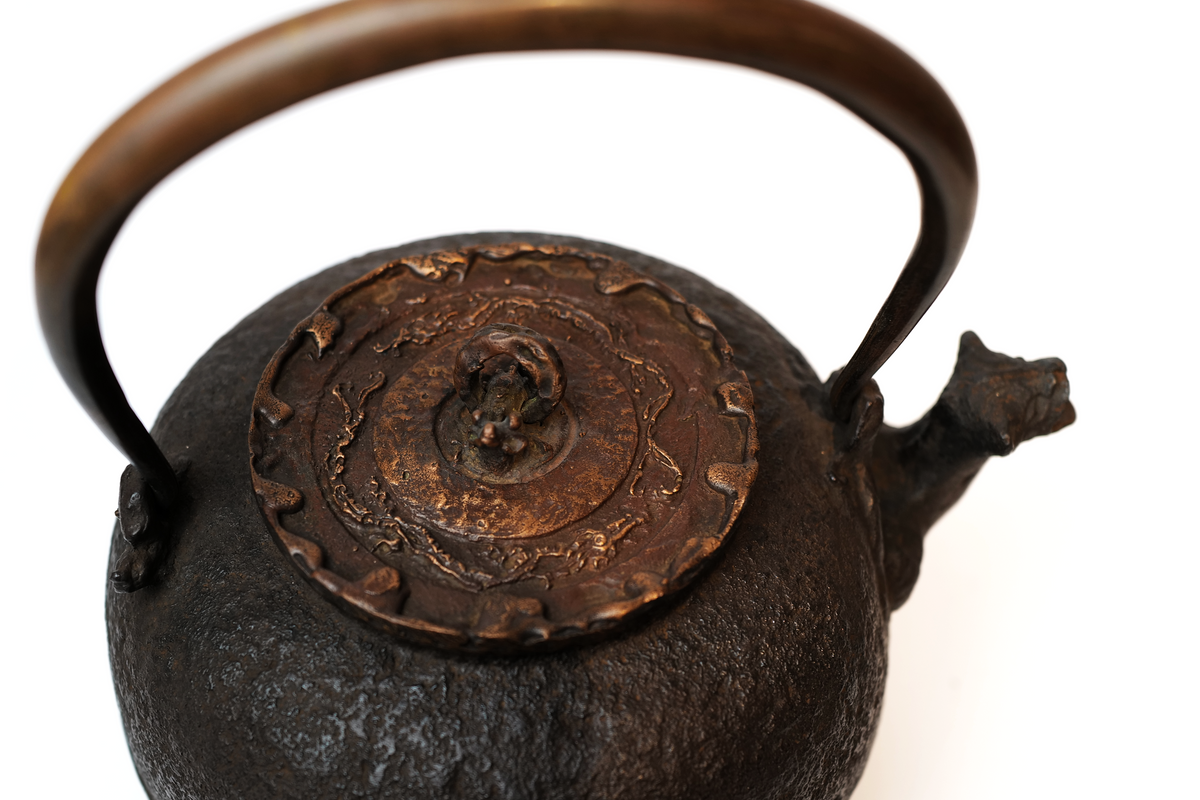 旧蔵 純銅製 鎏金 獣形 酒杯 古銅器 お酒用グラス・純 旧蔵 純銅製 鎏金 獣形 酒杯 古銅器 お酒用グラス・純