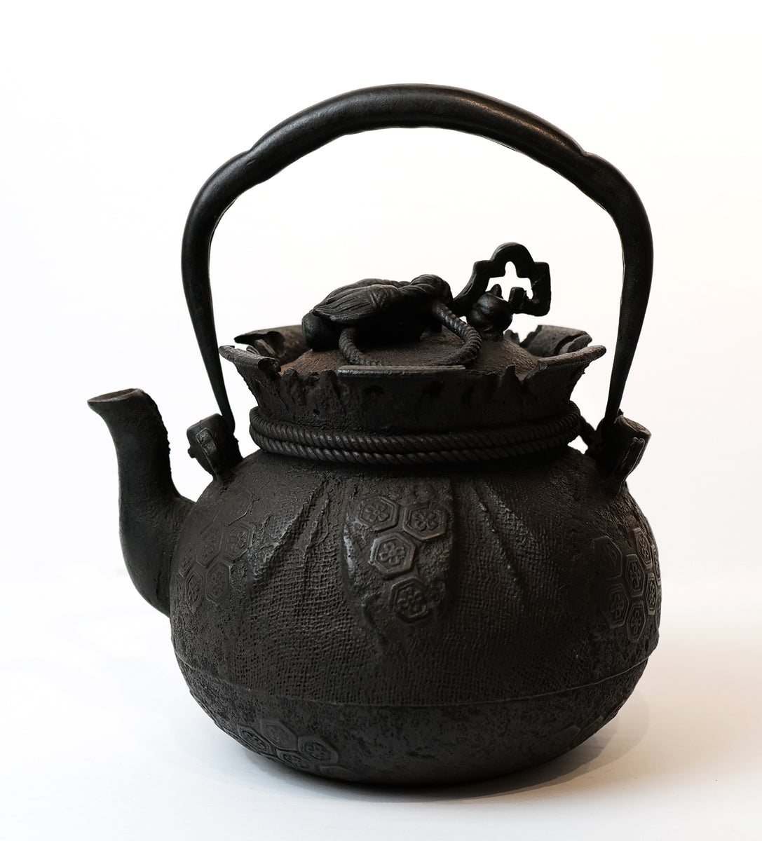 Iron Kettle in the Shape of Treasure Bag 【福神小宝袋
