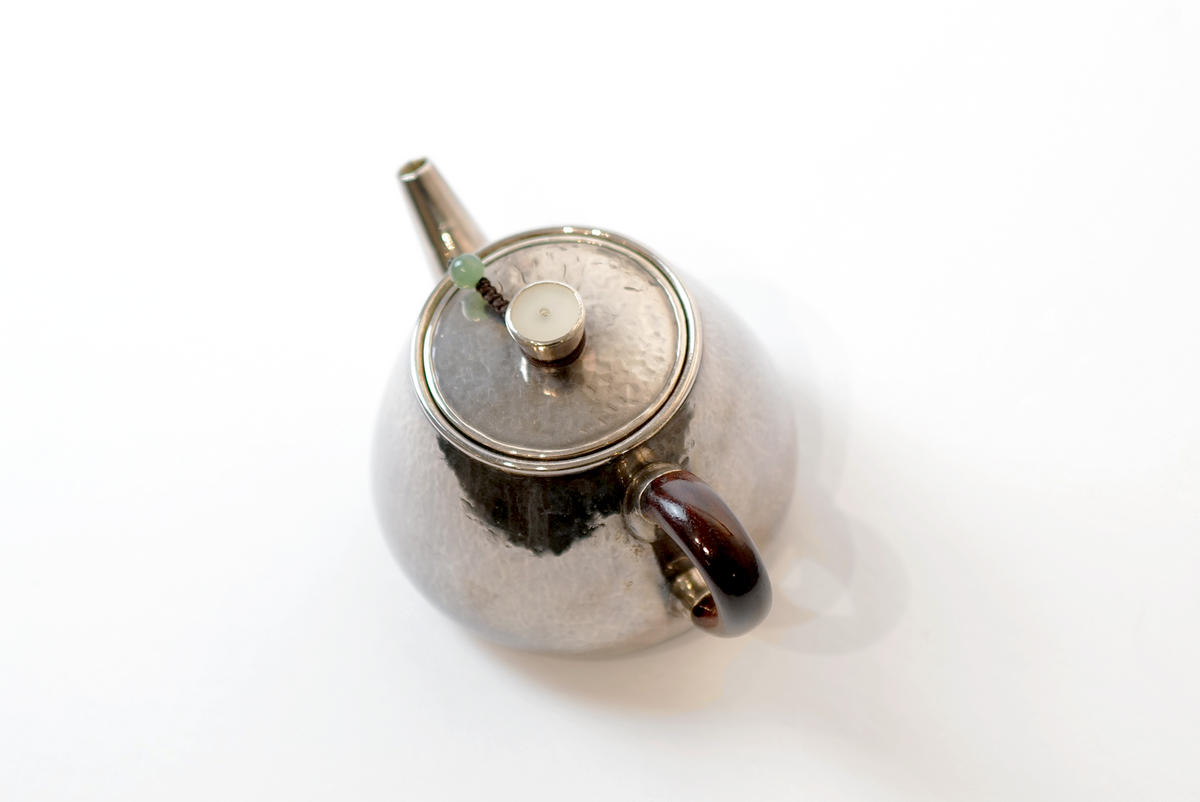 Haze Silver Teapot with Straight Neck【宽山堂寒烟炮口急须