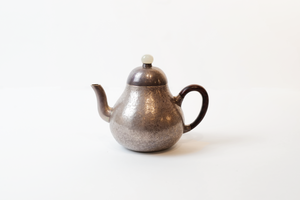 Tall Pear Shape Silver Teapot【宽山堂高梨形急须】