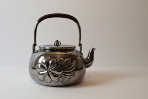 Enchanted Deer Silver Tea Kettle 【鹿回头银壶】